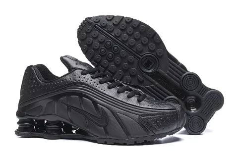 NIKE SHOX R4 "TRIPLE BLACK"