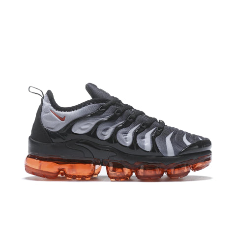 VAPORMAX PLUS "SHARK TOOTH"